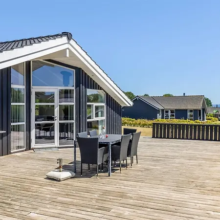 Holiday home Ariadne - 400m From The Sea By Interhome