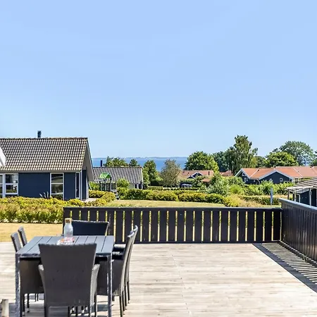 Holiday home Ariadne - 400m From The Sea By Interhome